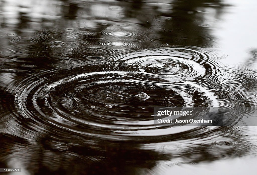 Wet Weather Continues In Auckland