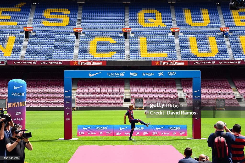 FC Barcelona Unveil Ivan Rakitic