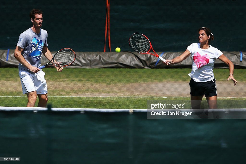 Day Eight: The Championships - Wimbledon 2014