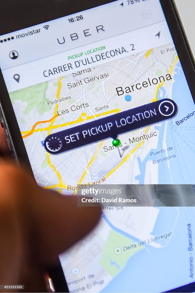 Barcelona Cabs Strike Against Uber Taxi App