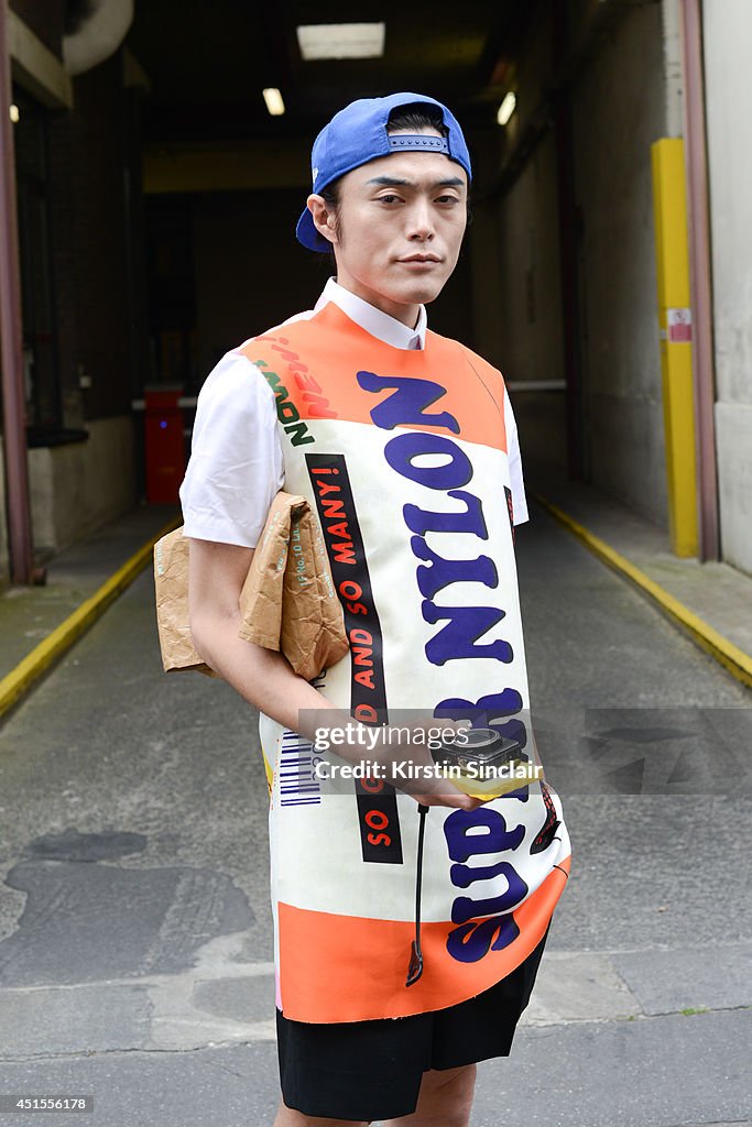 Street Style - Paris Fashion Week Menswear S/S 2015 : Day 1