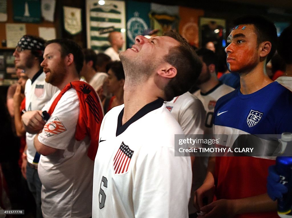 FBL-WC-2014-BEL-USA-FANS