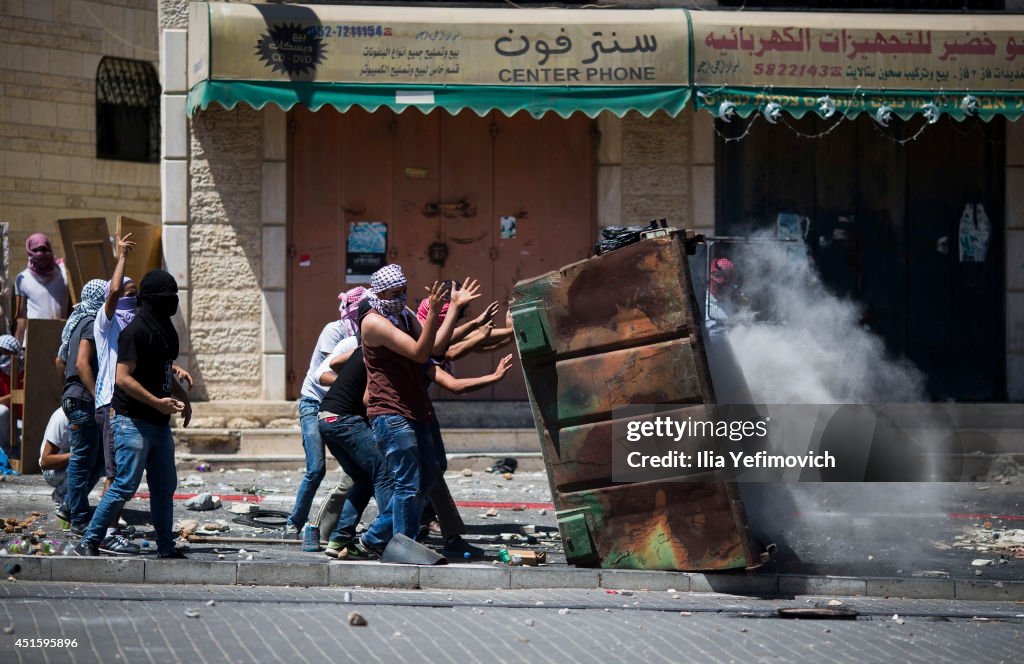 Clashes In East Jerusalem As Palestinian Teenager Reported Murdered