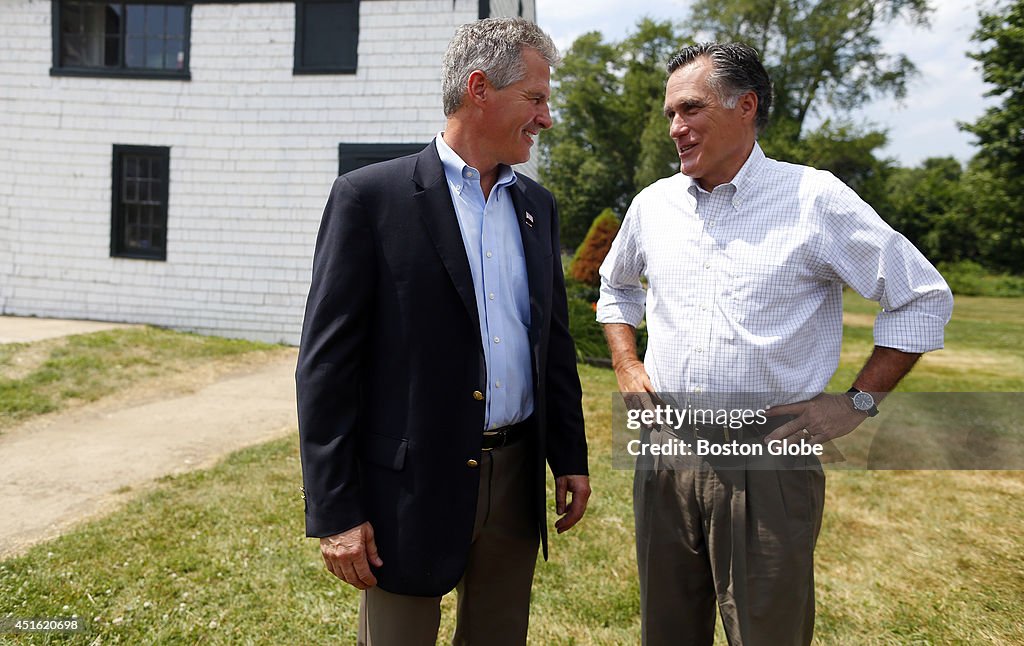 Mitt Romney Endorses Scott Brown