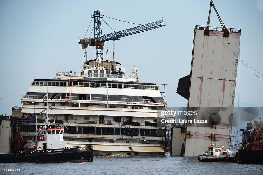 Final Preparations Before Moving Costa Concordia