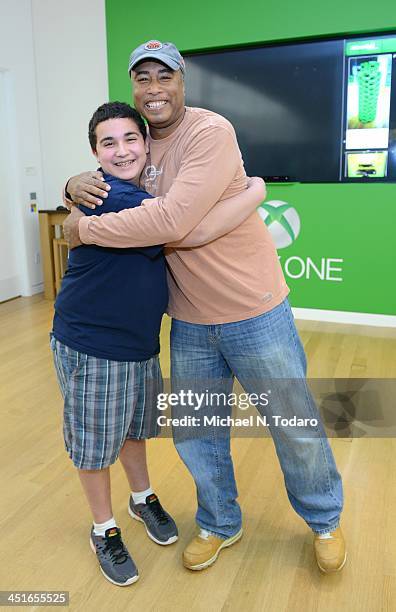 Bernie Williams attends the Xbox One Gaming Tournament at Bridgewater Commons Mall on November 23, 2013 in Bridgewater, New Jersey.