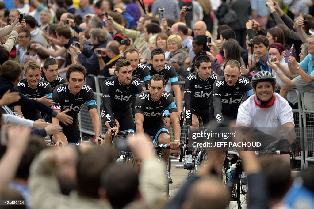CYCLING-FRA-GBR-TDF2014-TEAM