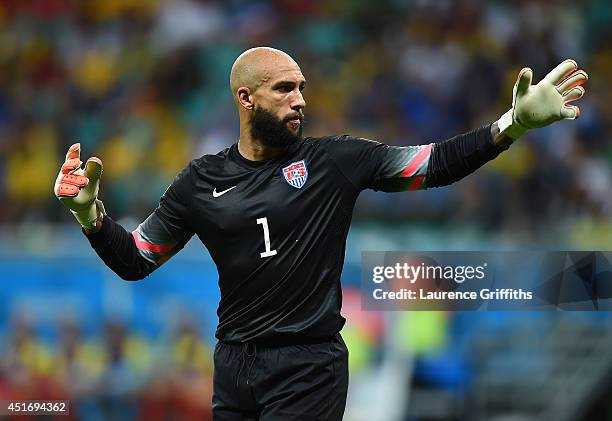 Tim Howard of the United States in action during the 2014 FIFA World Cup Brazil Round of 16 match between Belgium and the United States at Arena...