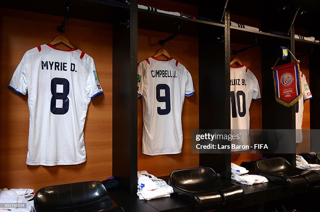 Netherlands v Costa Rica: Quarter Final - 2014 FIFA World Cup Brazil