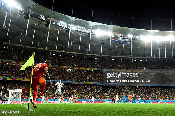 Wesley Sneijder of the Netherlands takes a corner kick during the 2014 FIFA World Cup Brazil Quarter Final match between Netherlands and Costa Rica...
