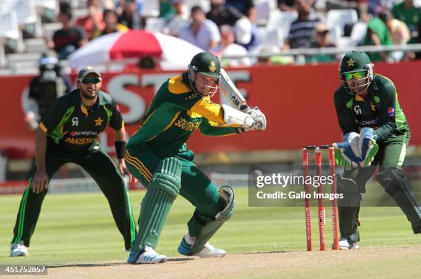 Graeme Smith batting for South Africa during the 1st One Day International match between South Africa and Pakistan at Sahara Park Newlands on...