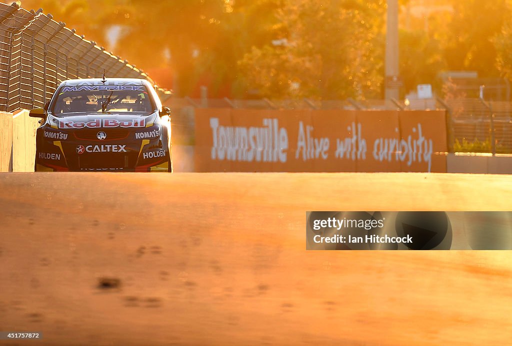 Townsville 500 - V8 Supercars: Qualifying & Race
