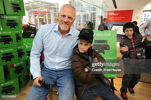 Microsoft retail store and former Utah Jazz basketball player Mark Eaton host the Xbox One Sports Star Challenge event at City Creek Center on...