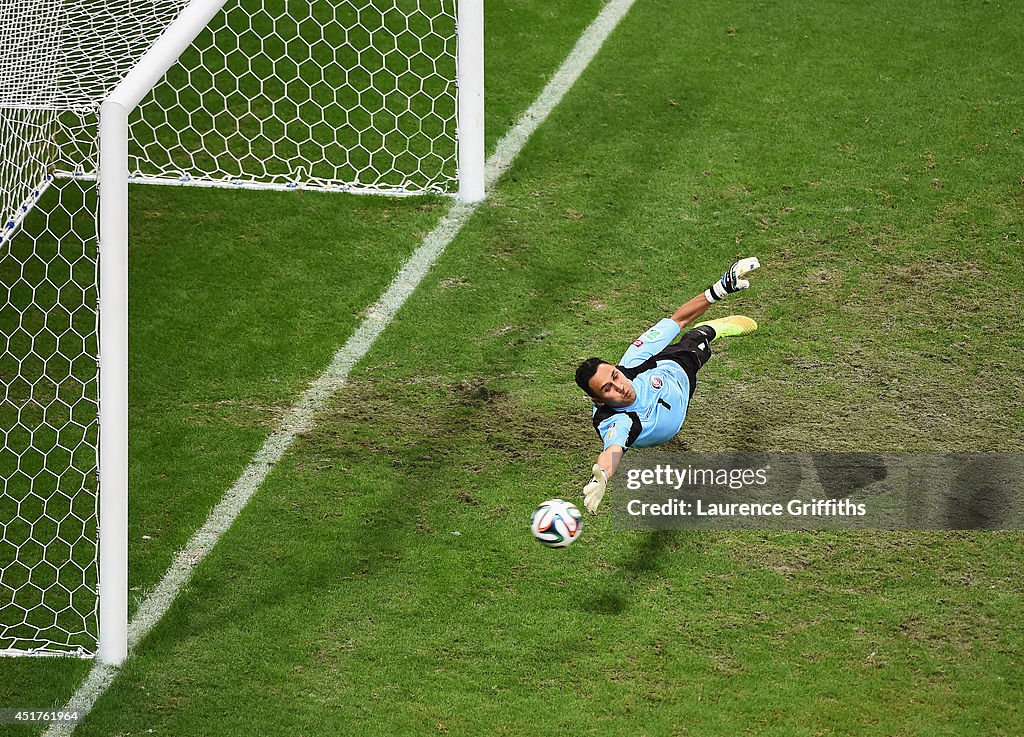 Netherlands v Costa Rica: Quarter Final - 2014 FIFA World Cup Brazil