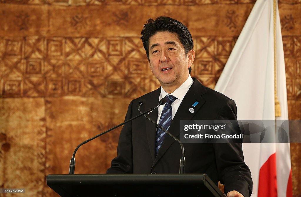 Japanese Prime Minister Shinzo Abe Visits New Zealand