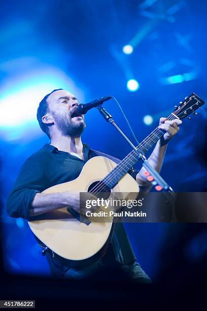 Dave Matthews performs at FirstMerit Bank Pavilion at Northerly Island on July 4, 2014 in Chicago, Illinois.