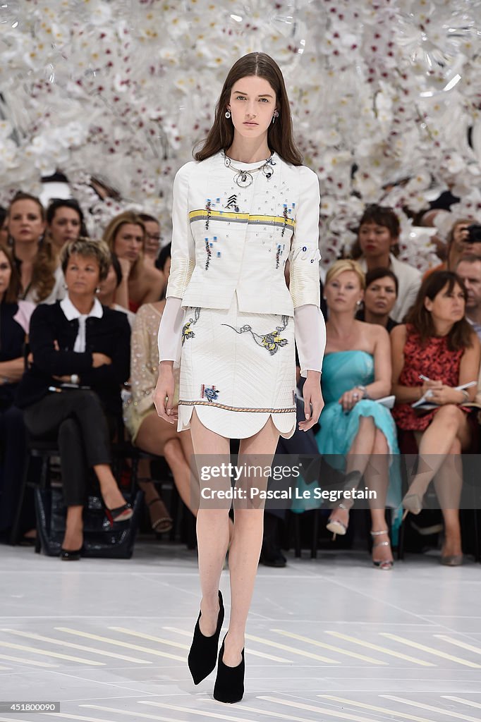 Christian Dior: Runway - Paris Fashion Week : Haute-Couture Fall/Winter 2014-2015
