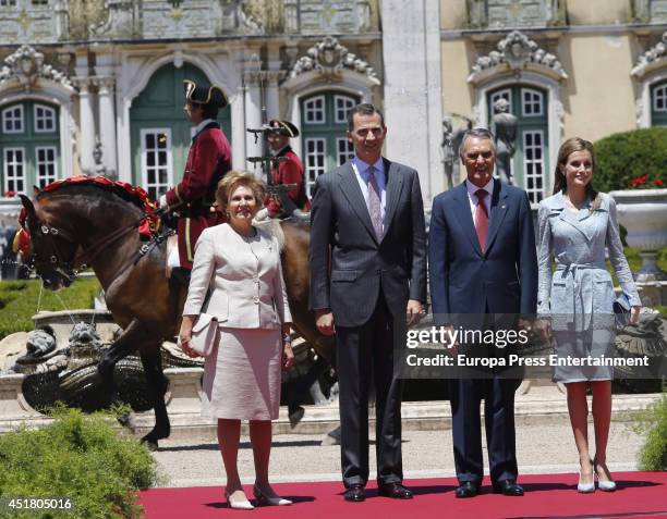 Queen Letizia of Spain and King Felipe VI of Spain are greeted by First Lady of Portugal, Maria Cavaco and President Anibal Cavaco Silva of Portugal...