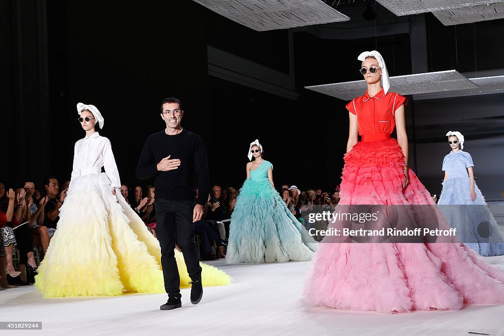 Giambattista Valli : Front Row - Paris Fashion Week : Haute-Couture Fall/Winter 2014-2015