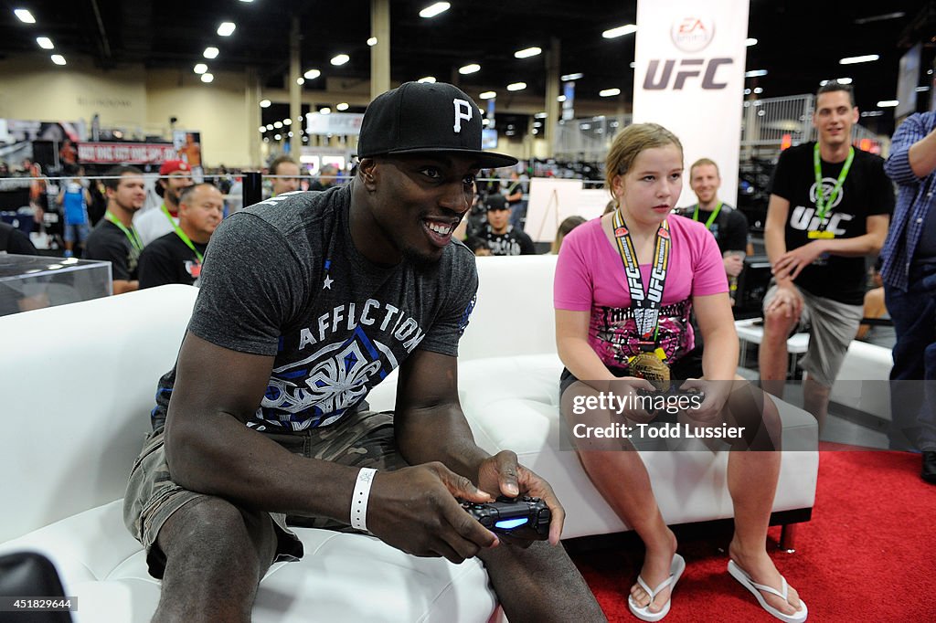 UFC Fan Expo 2014