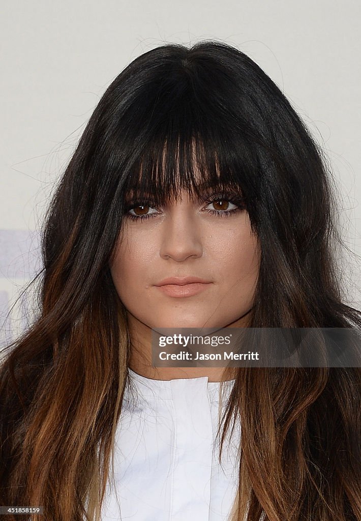 2013 American Music Awards - Arrivals