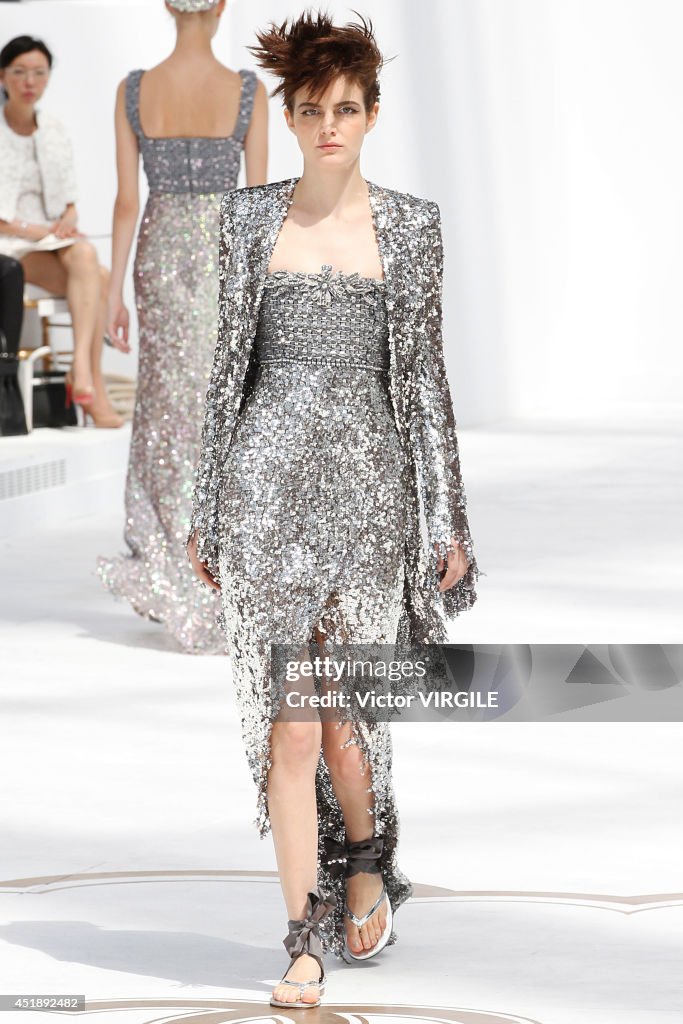 Chanel : Runway - Paris Fashion Week : Haute Couture Fall/Winter 2014-2015