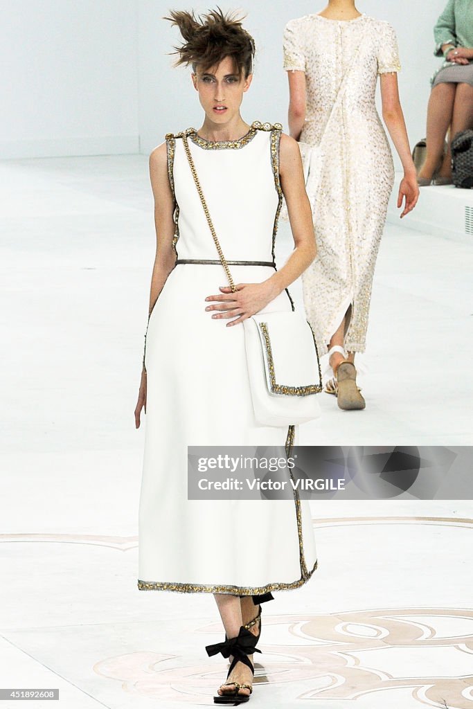 Chanel : Runway - Paris Fashion Week : Haute Couture Fall/Winter 2014-2015