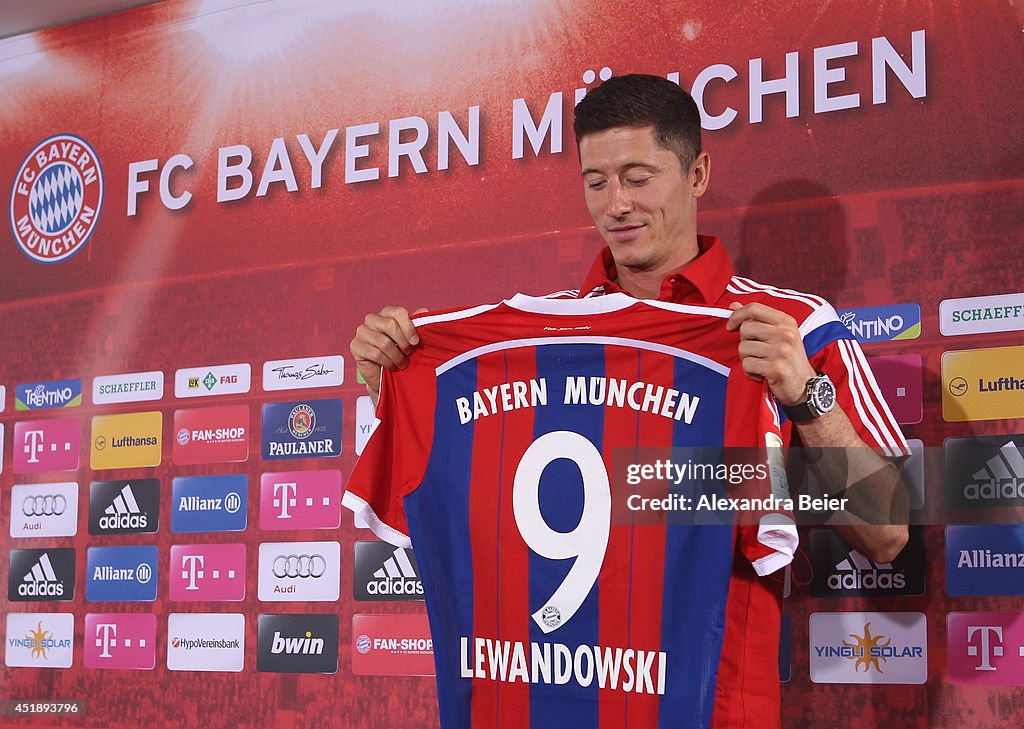 FC Bayern Muenchen Presents New Players Sebastian Rode And Robert Lewandowski