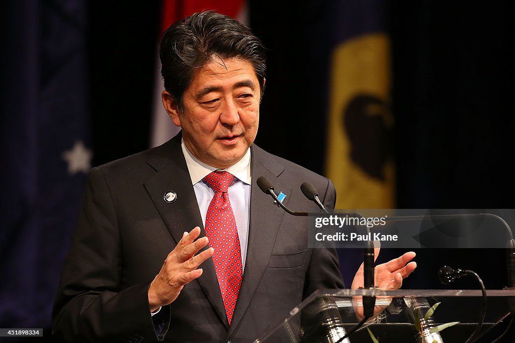 Japanese Prime Minister Shinzo Abe Visits Australia