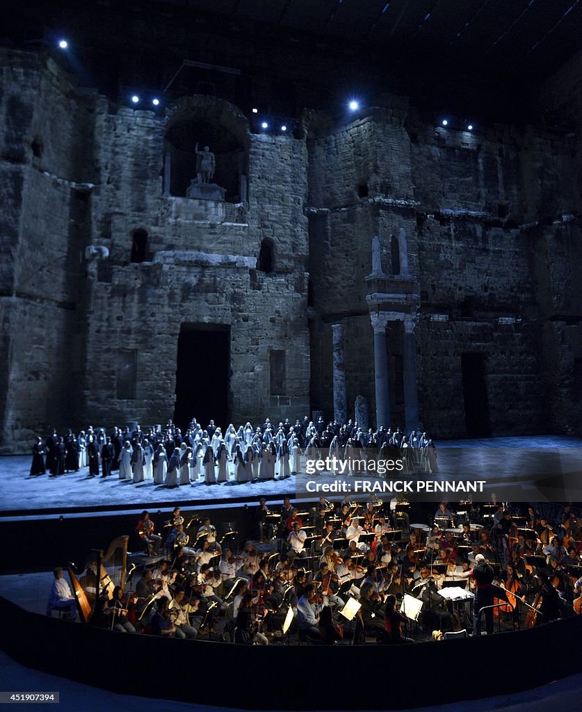 FRANCE-CULTURE-OPERA-ORANGE