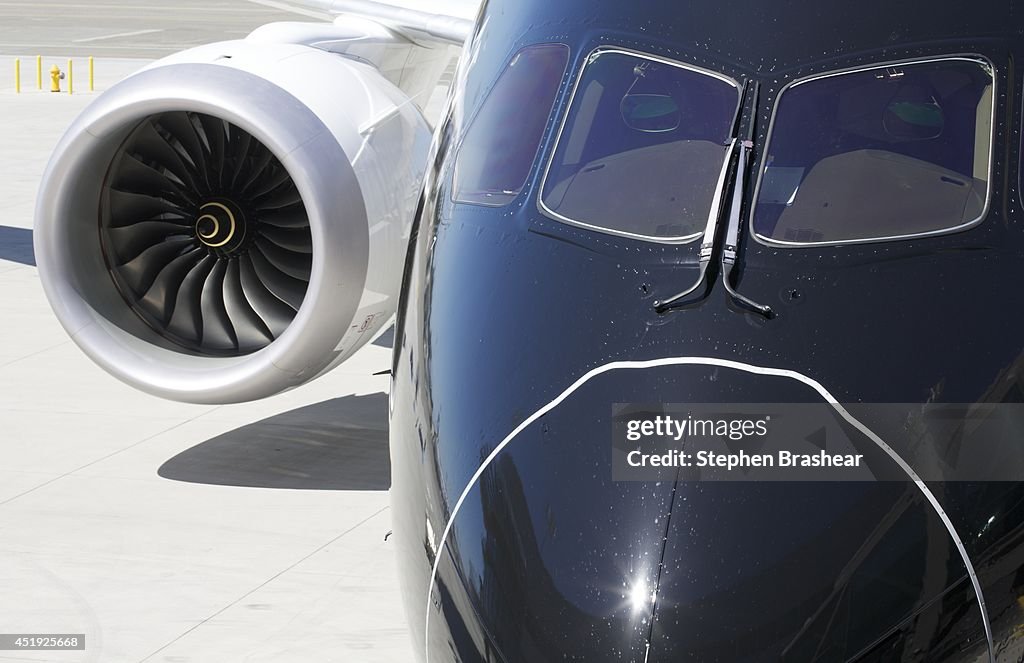 Boeing Reveals First Boeing 787-9 Dreamliner