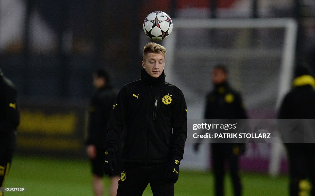 FBL-EUR-C1-DORTMUND-TRAINING