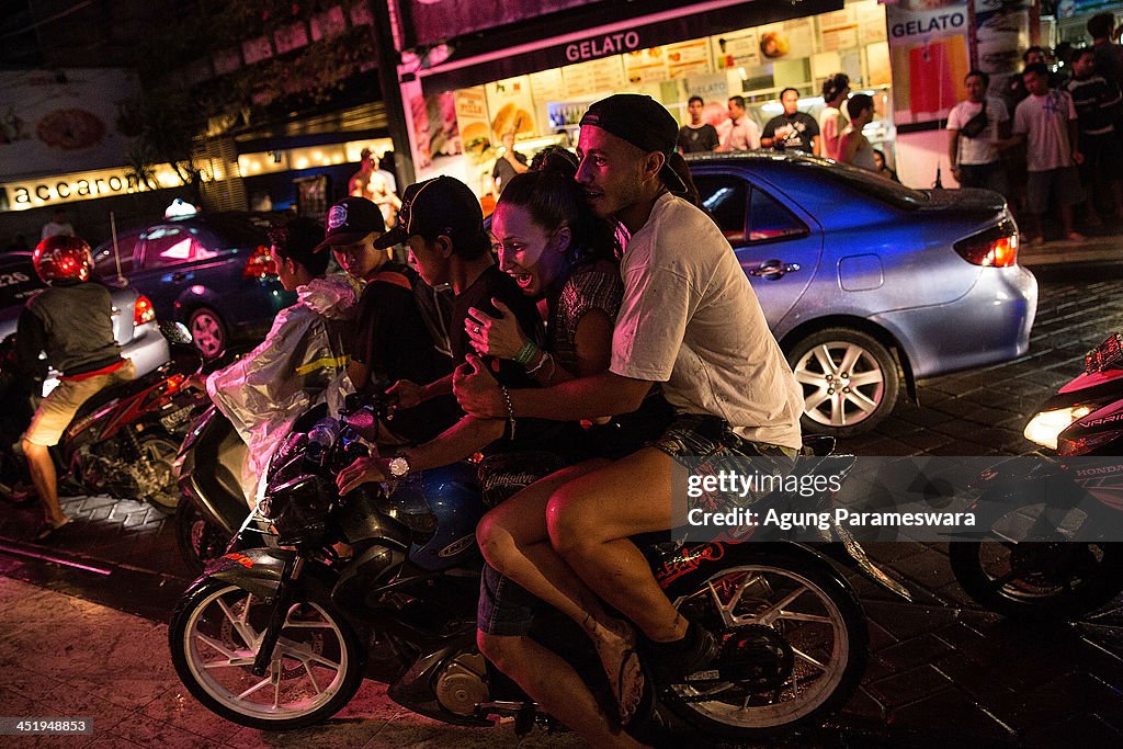 Australian Holiday Makers Celebrate 'Schoolies' Week In Bali