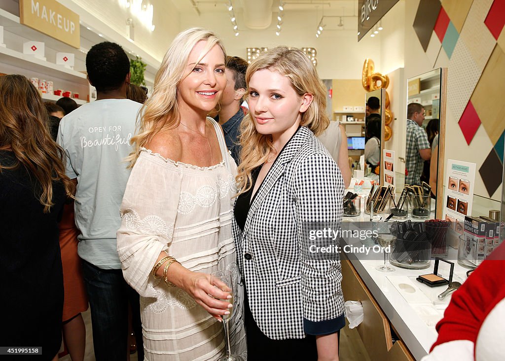 Carmindy and Abigail Breslin attend the opening of the Birchbox... News