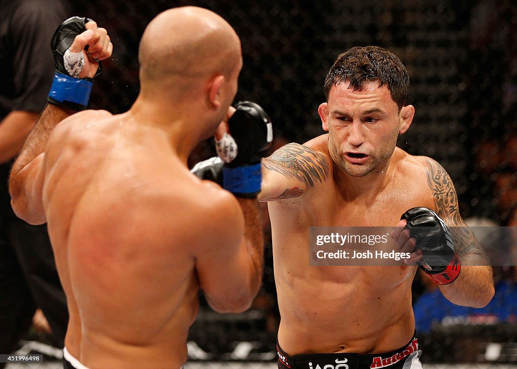 The Ultimate Fighter Finale: Edgar v Penn