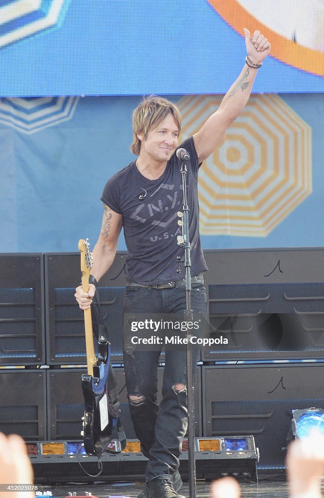 Keith Urban Performs On ABC's "Good Morning America"