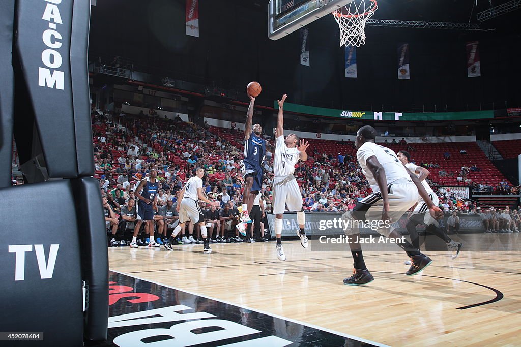 Dallas Mavericks v Minnesota Timberwolves