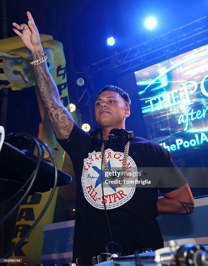 DJ Pauly D Performs At The Pool After Dark