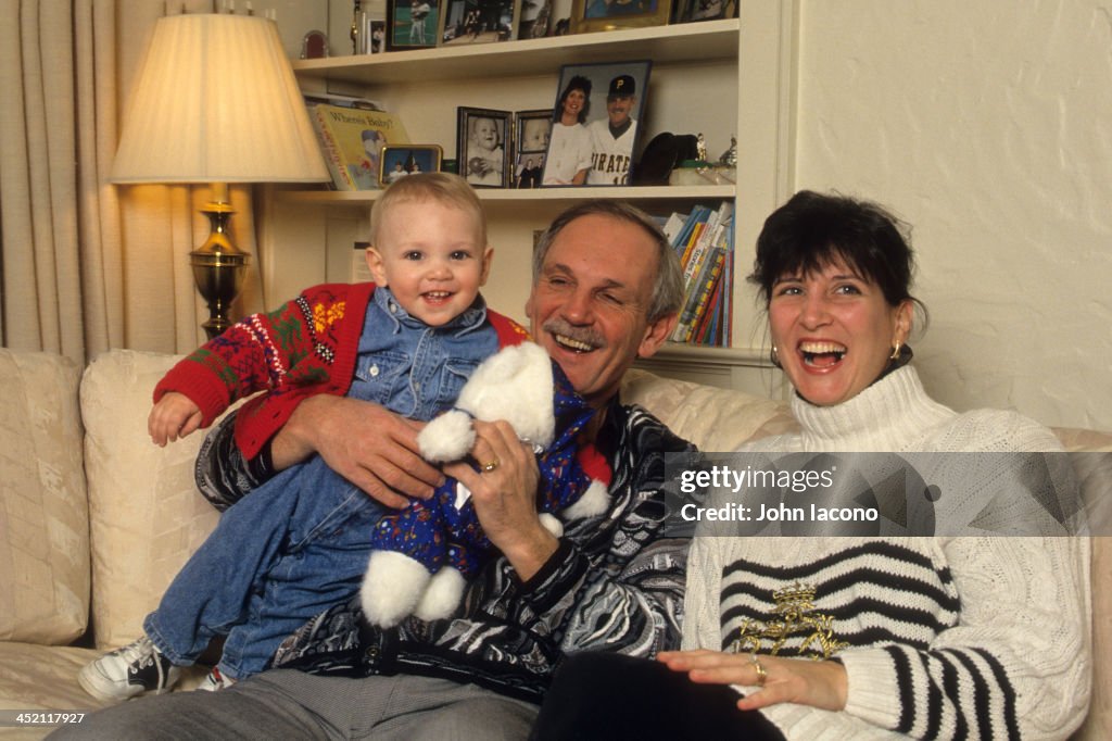 Portrait of Pittsburgh Pirates manager Jim Leyland and wife Katie... News  Photo - Getty Images