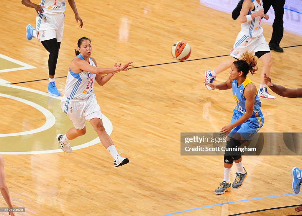 Chicago Sky v Atlanta Dream