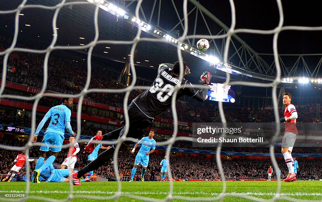 Arsenal v Olympique de Marseille - UEFA Champions League