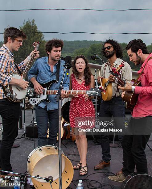 David Senft, Don Mitchell, Heather Maloney, Auyon Kukhaji and Harris Paseltner of Heather Maloney and Darlingside perform during the 2014 Green River...