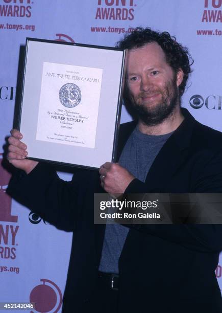 Actor Shuler Hensley attends the 56th Annual Tony Awards Nominees Brunch on May 15, 2002 at the Marriott Marquis Hotel in New York City.