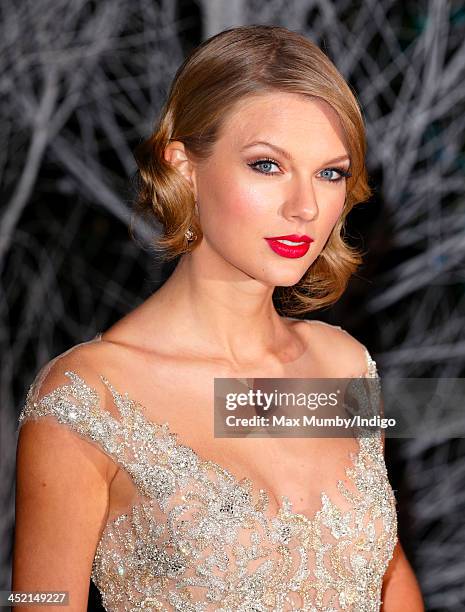 Taylor Swift attends the Centrepoint Winter Whites Gala at Kensington Palace on November 26, 2013 in London, England.