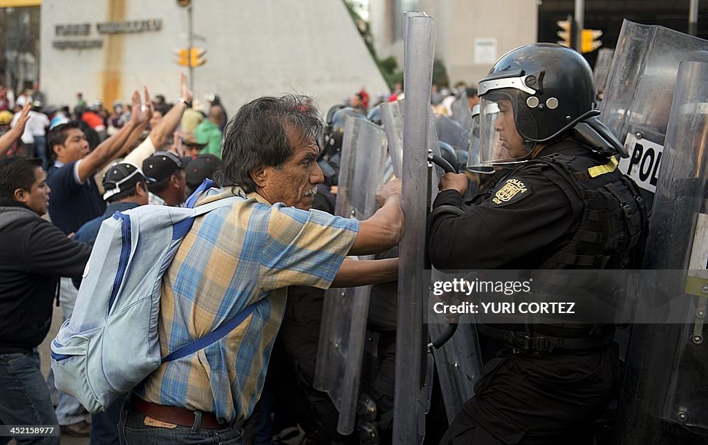 MEXICO-TEACHERS-PROTEST