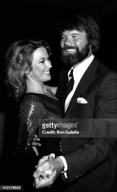 Tanya Tucker and Glen Campbell attend Johnny Mathis 25th Anniversary Party on January 9, 1981 in Beverly Hills, California.