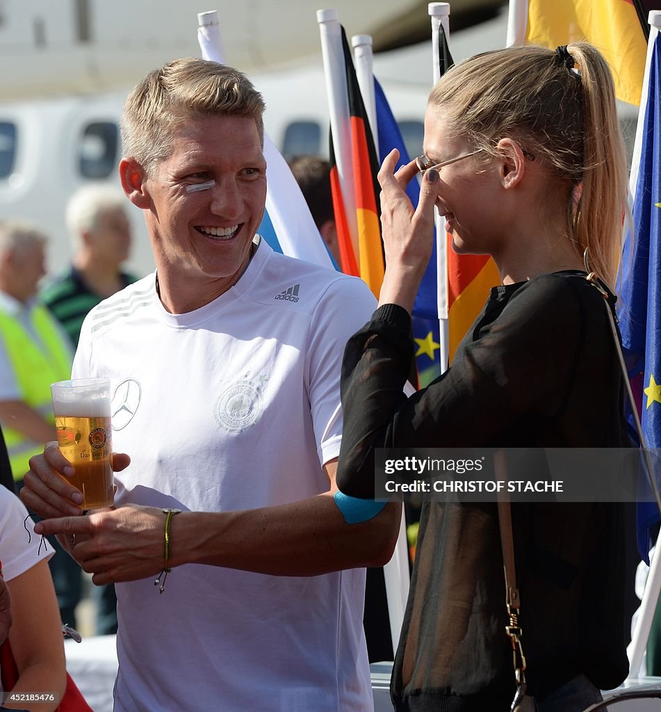 FBL-WC-2014-GER-TEAM-ARRIVAL-MUNICH