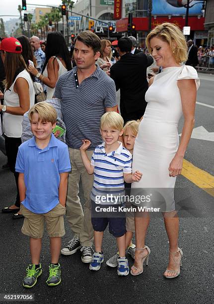 Actress Julie Bowen and family attend the premiere of Disney's "Planes: Fire & Rescue" at the El Capitan Theatre on July 15, 2014 in Hollywood,...
