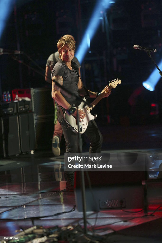 ABC's 2014 "CMA Music Festival: Country's Night to Rock"