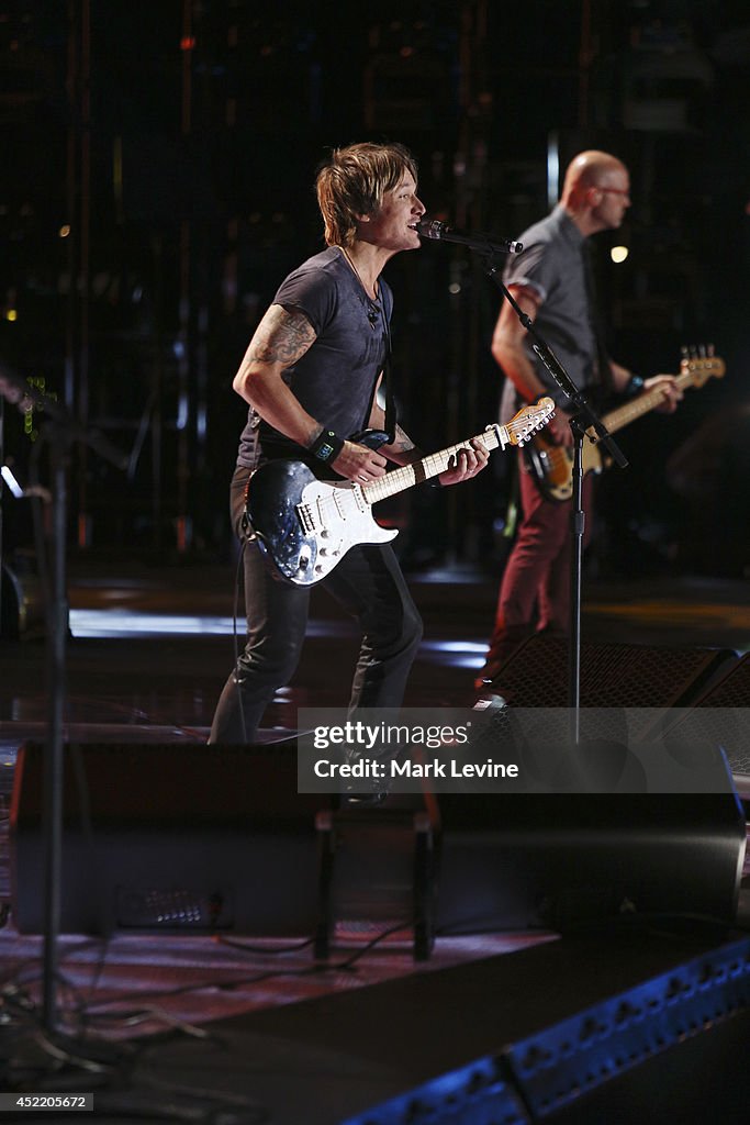 ABC's 2014 "CMA Music Festival: Country's Night to Rock"